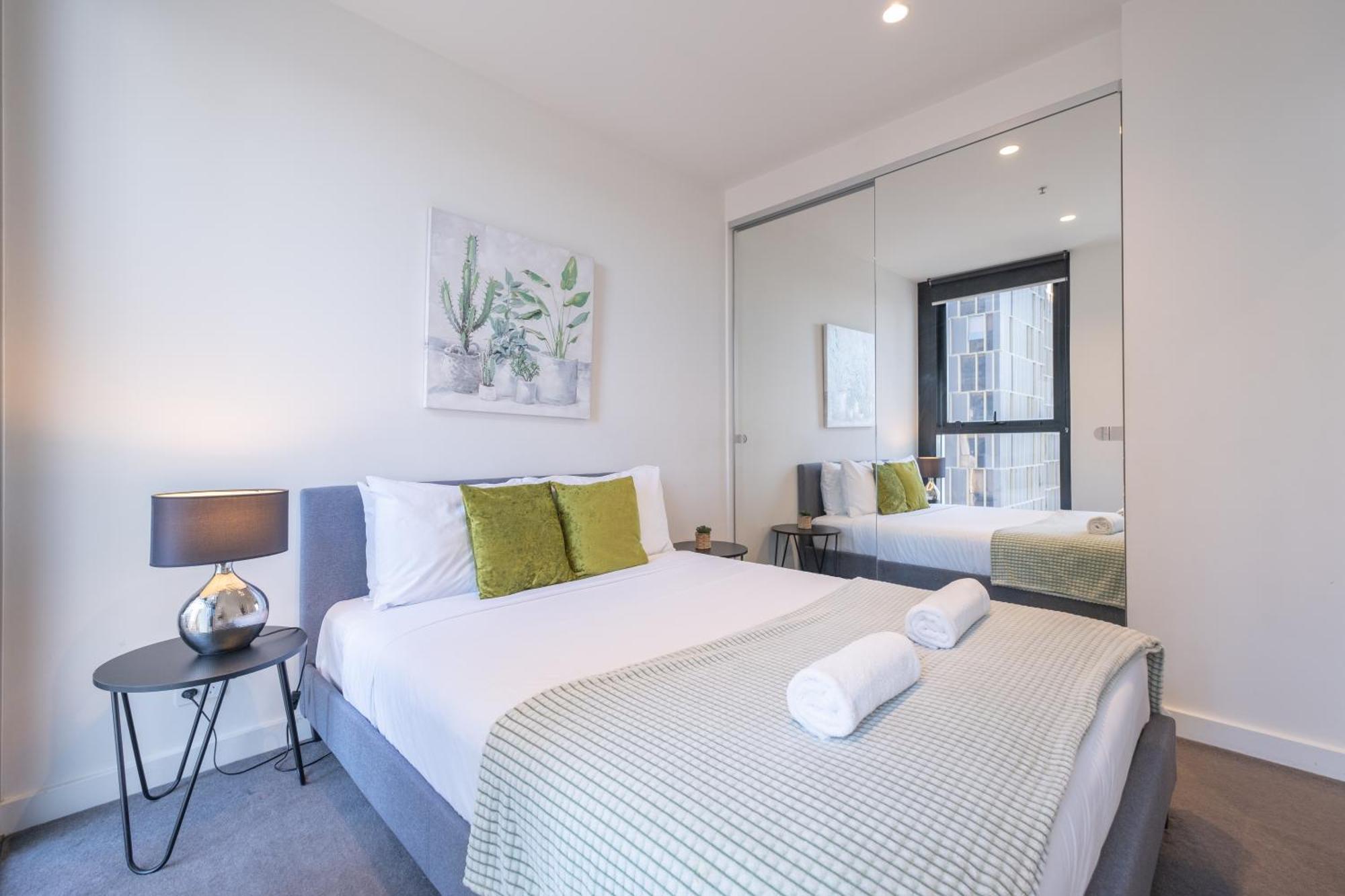 Relaxed 1Br1Ba City View Apt Wifi In Cbd Мелбърн Екстериор снимка